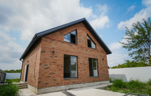 Двухэтажный дом «Очаг» 9х11